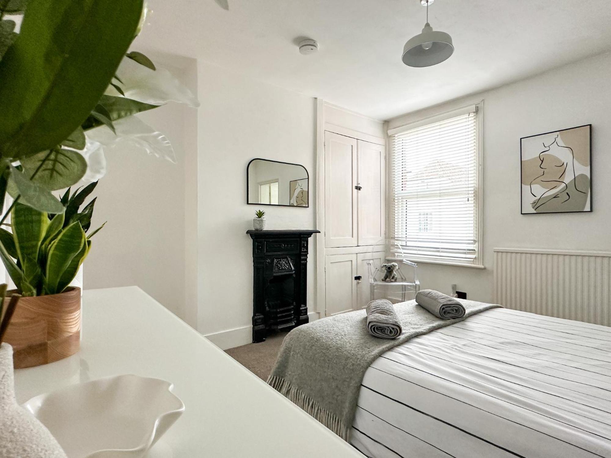 Lane - Cosy & Modern Centre Guest Apartment *